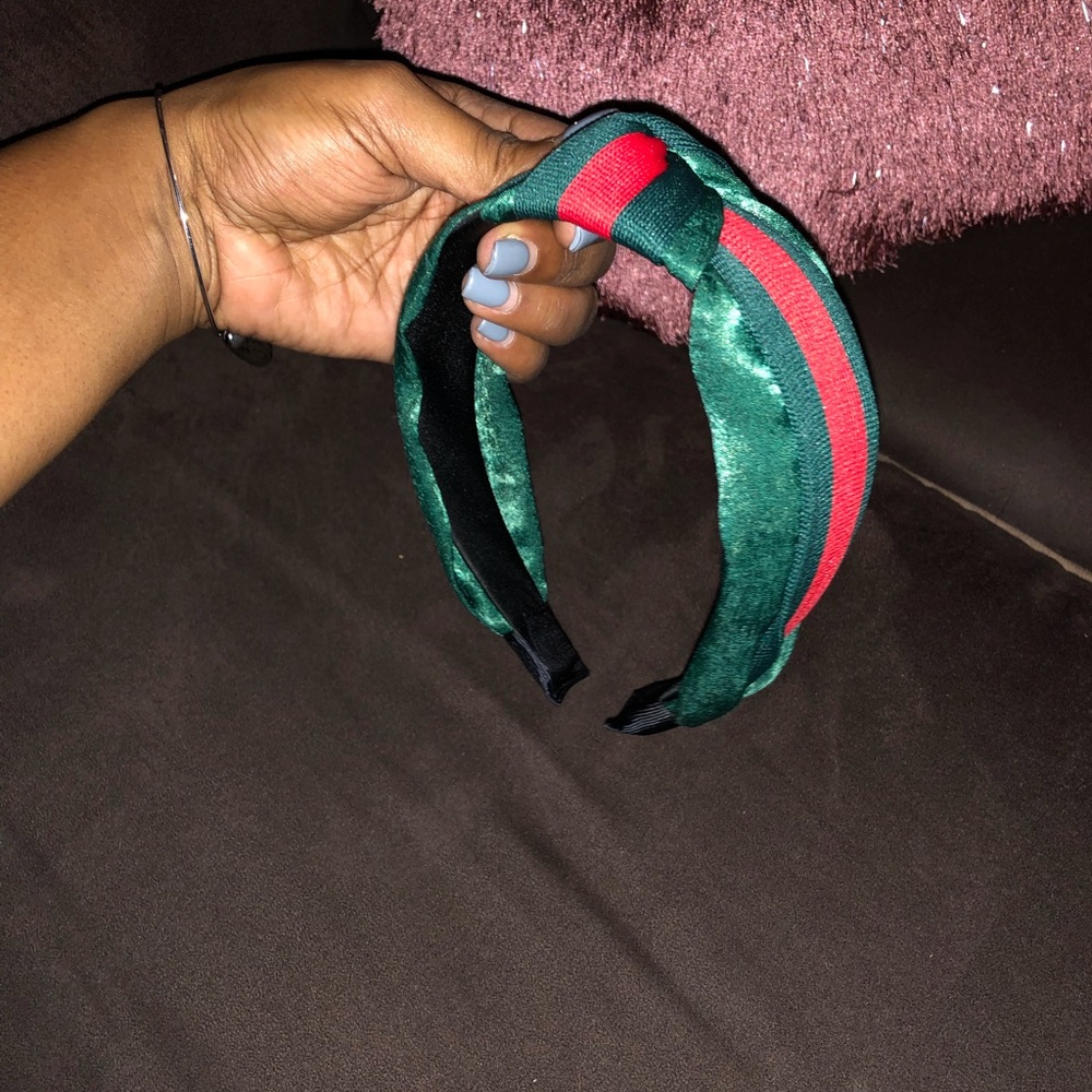 Green and red wrap headband